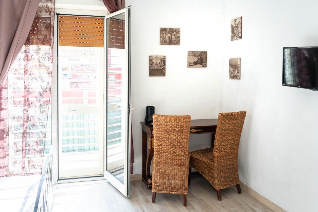 Casa Di Mirko Pensión Nápoles